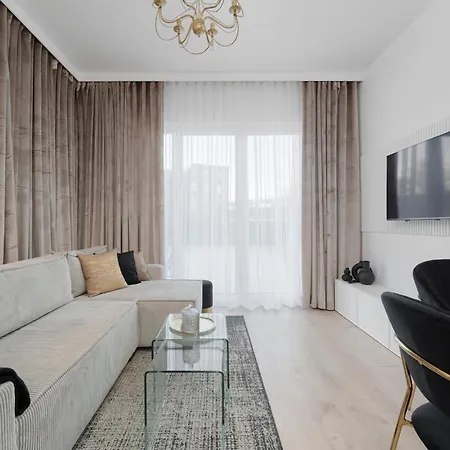 New Studio Nyska With Free Garage By Renters Apartamento