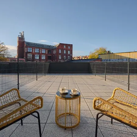 New Studio Nyska With Free Garage By Renters Lägenhet